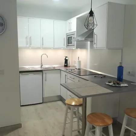 Acogedor Estudio Con Piscina Y Cerca De La Playa
